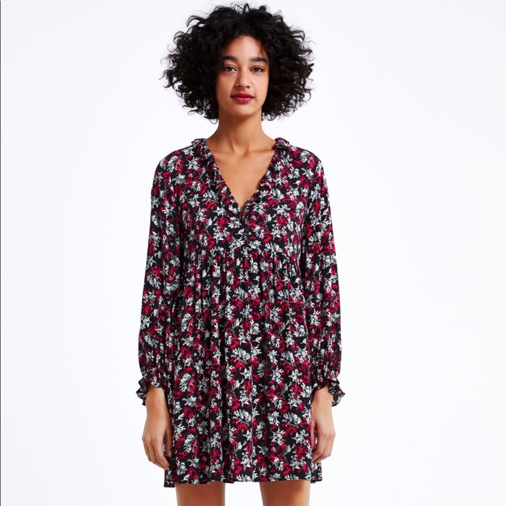 NWT Zara Floral Print Dress Size M Medium ❤️❤️